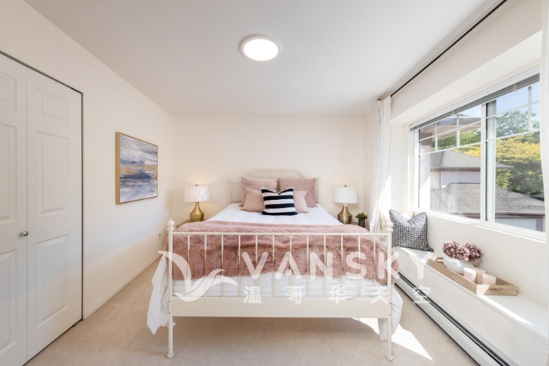 260219235328_bedroom close to front.jpg